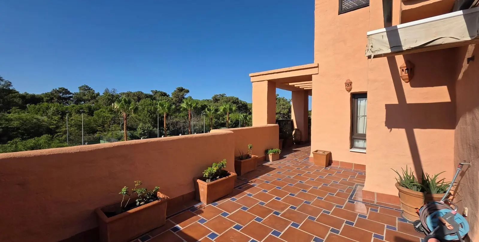 Продажа двухуровневого пентхауса в Hacienda del Sol 20