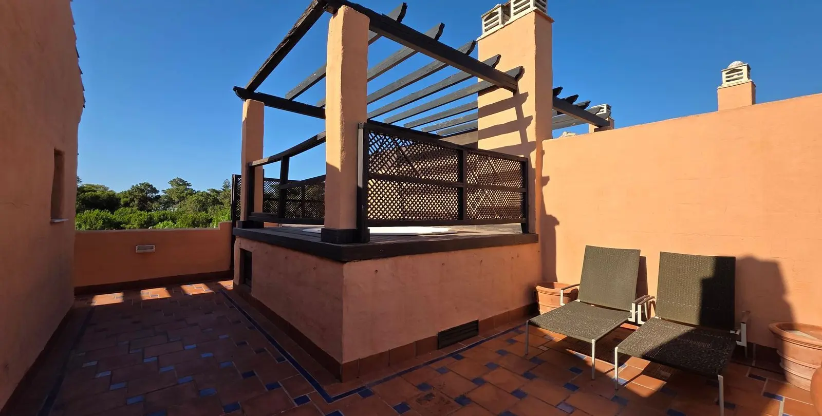 Продажа двухуровневого пентхауса в Hacienda del Sol 23