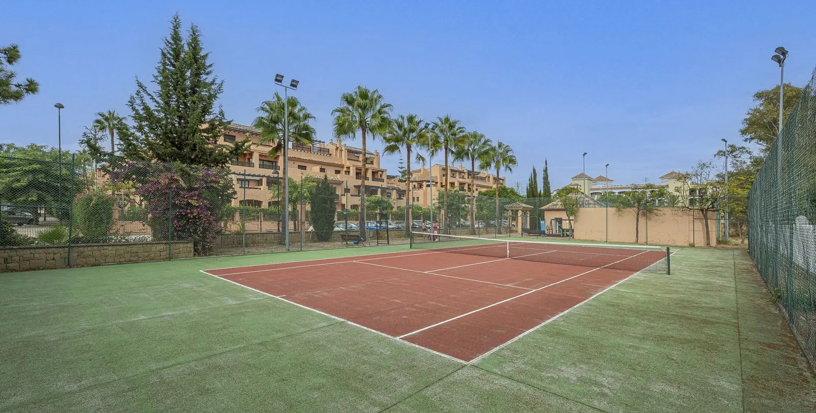 Продажа двухуровневого пентхауса в Hacienda del Sol 29
