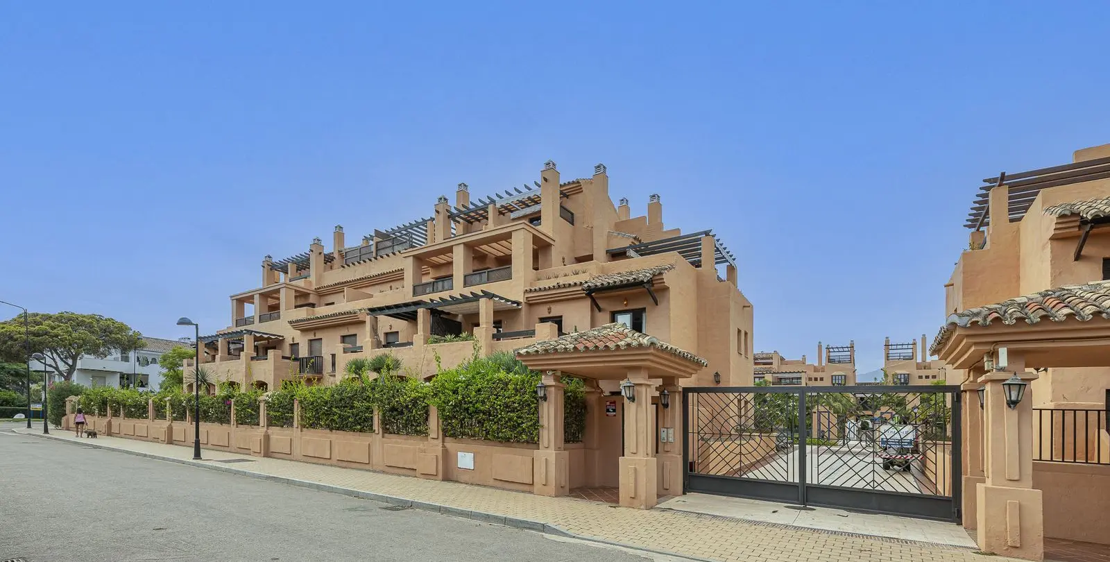 Продажа двухуровневого пентхауса в Hacienda del Sol 32