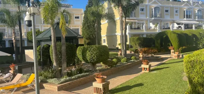 Продажа двухуровневого пентхауса в Nueva Andalucía 3