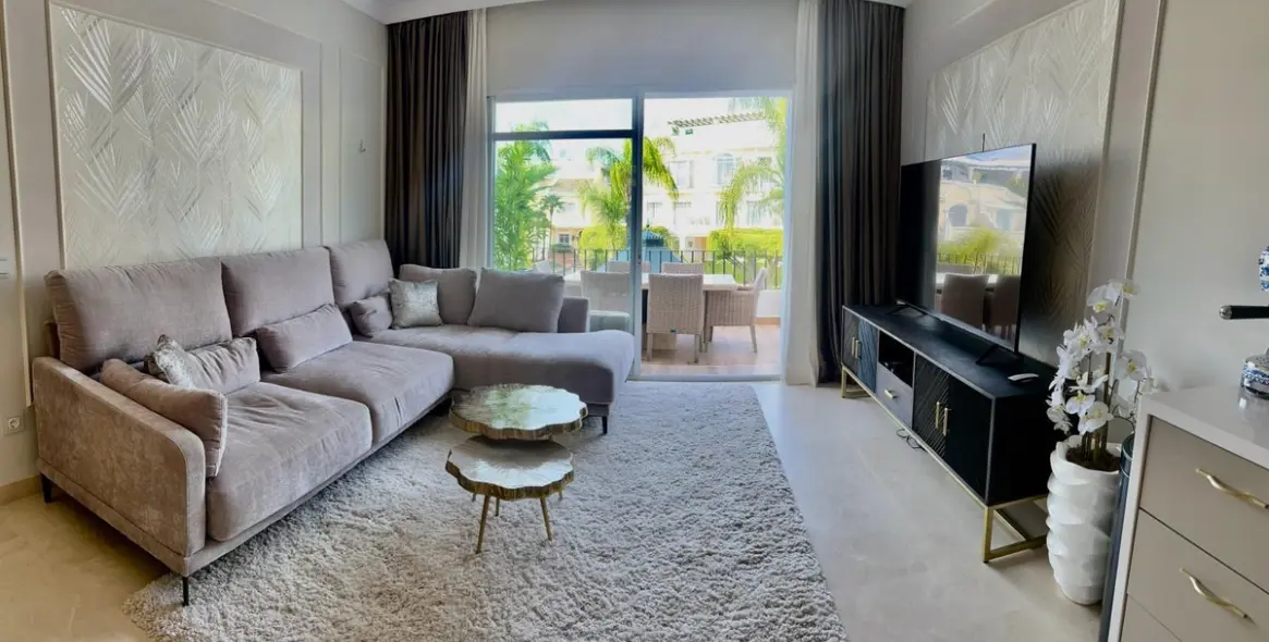 Sale of penthouse duplex in Nueva Andalucía 9