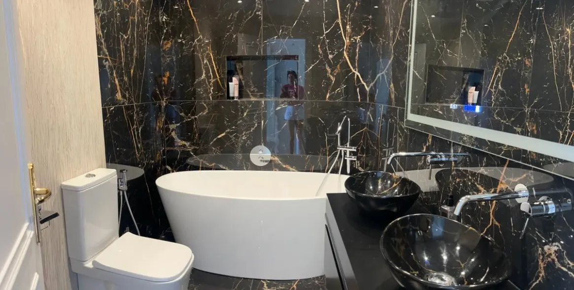 Sale of penthouse duplex in Nueva Andalucía 28