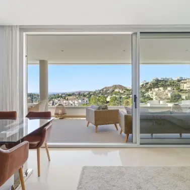 Продажа апартаментов на среднем этаже в Benahavís