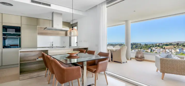 Продажа апартаментов на среднем этаже в Benahavís 3