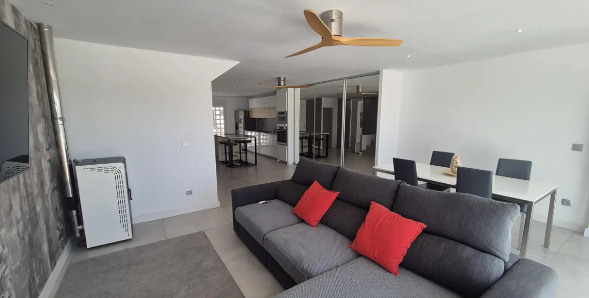 Sale of detached villa in La Cala de Mijas 4