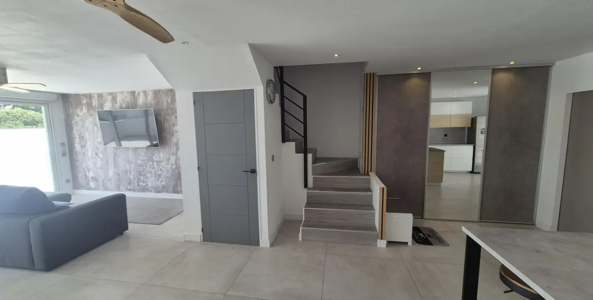 Sale of detached villa in La Cala de Mijas 11