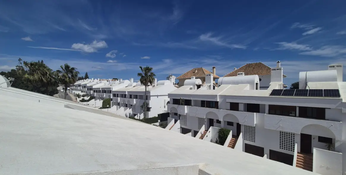 Sale of detached villa in La Cala de Mijas 44