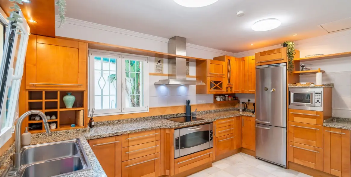 Продажа  отдельно стоящей виллы в Mijas Golf 3