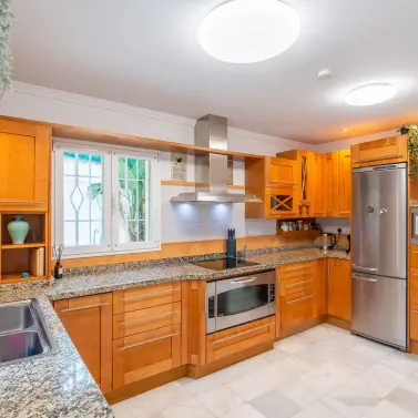 Продажа  отдельно стоящей виллы в Mijas Golf