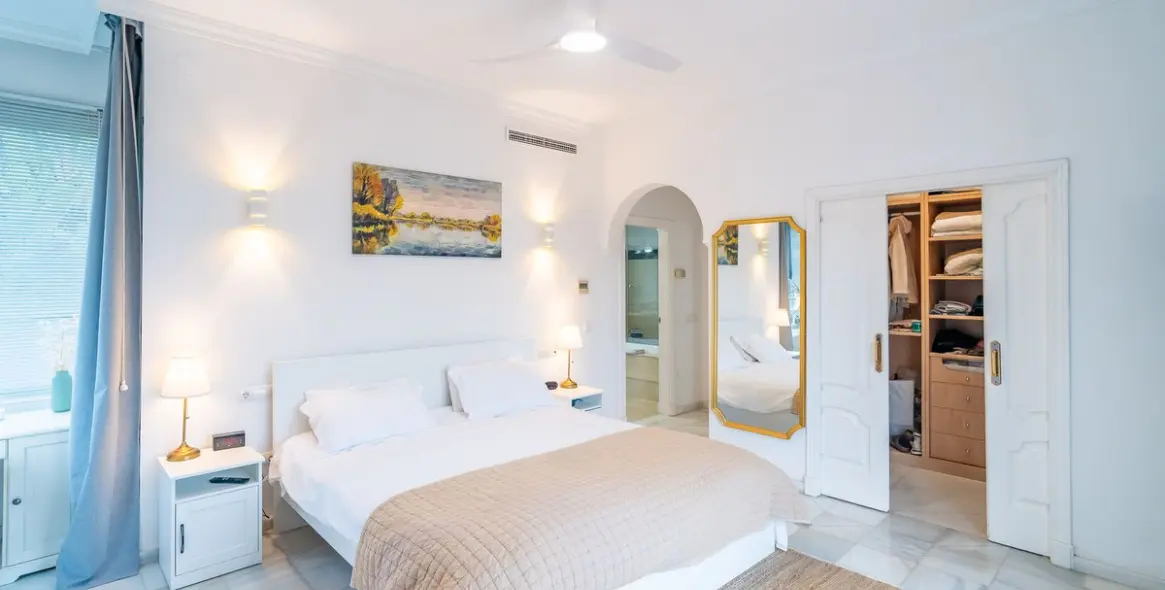 Продажа  отдельно стоящей виллы в Mijas Golf 7