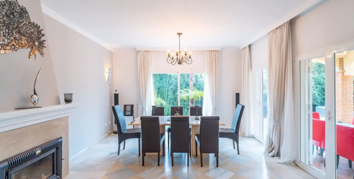 Продажа  отдельно стоящей виллы в Mijas Golf 17