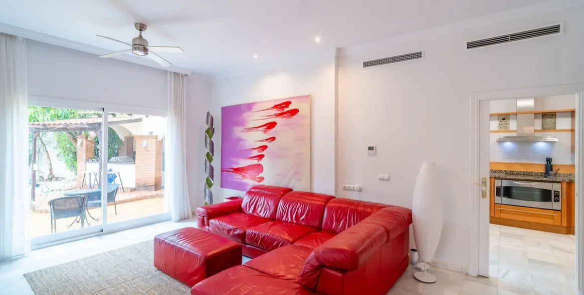 Продажа  отдельно стоящей виллы в Mijas Golf 21