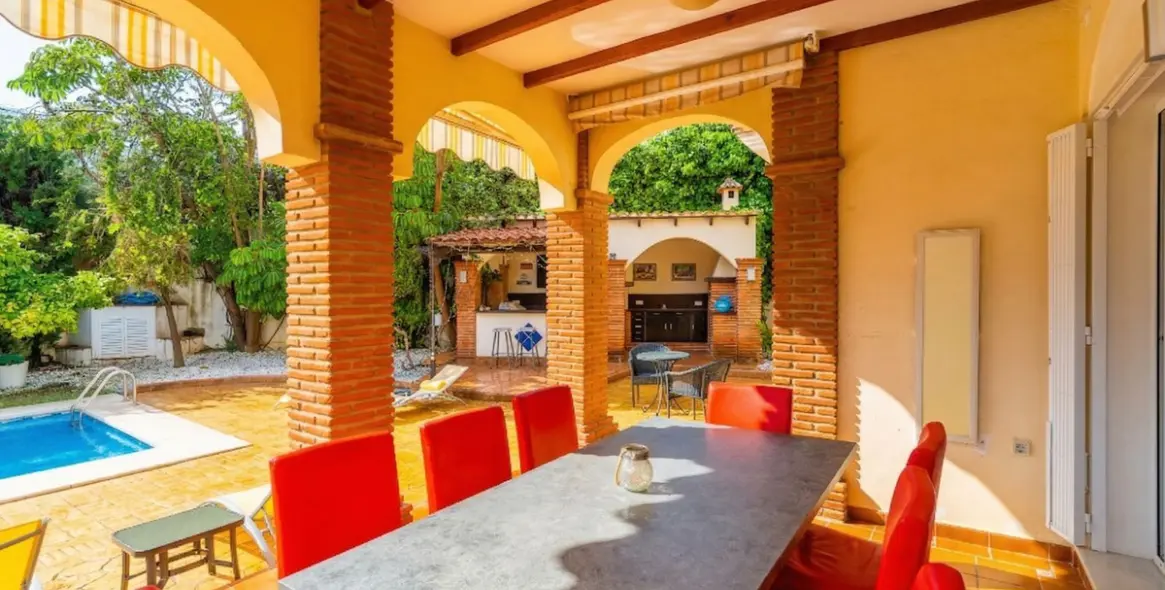 Продажа  отдельно стоящей виллы в Mijas Golf 24