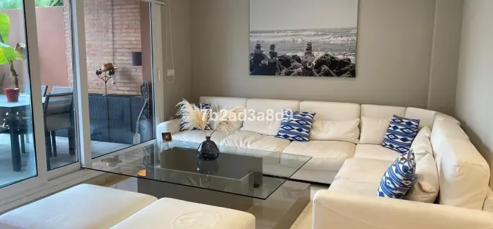 Sale of townhouse in Los Monteros 2