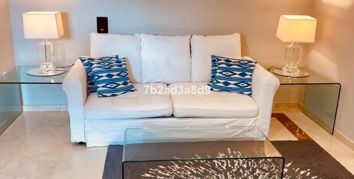 Sale of townhouse in Los Monteros 17