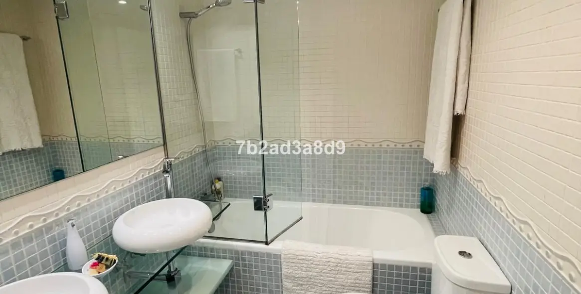 Sale of townhouse in Los Monteros 19