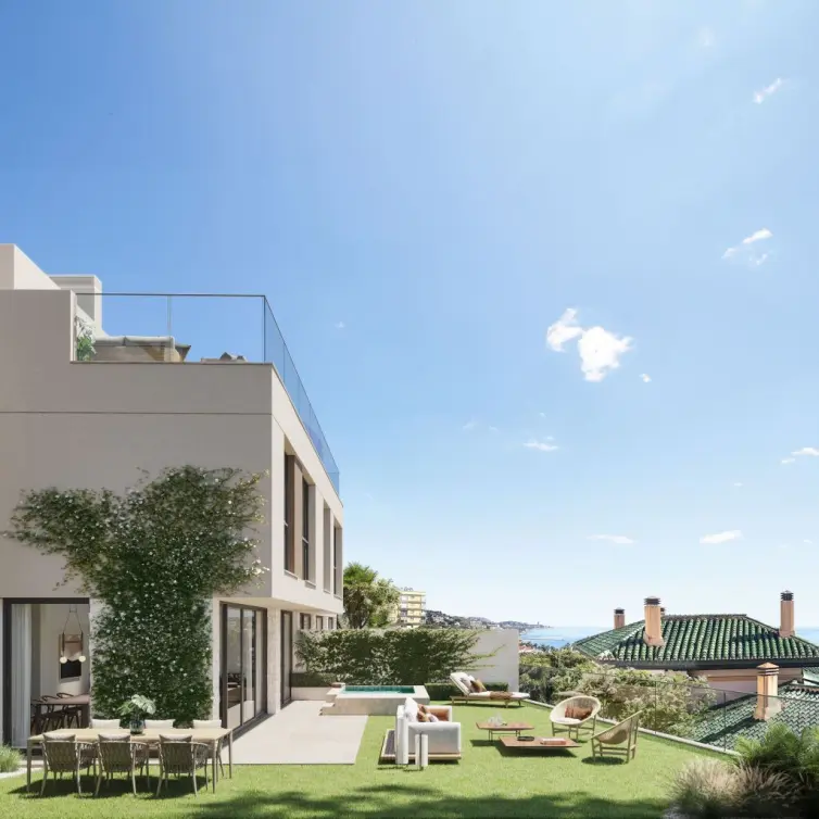 Продажа двухуровневых апартаментов в Málaga Este