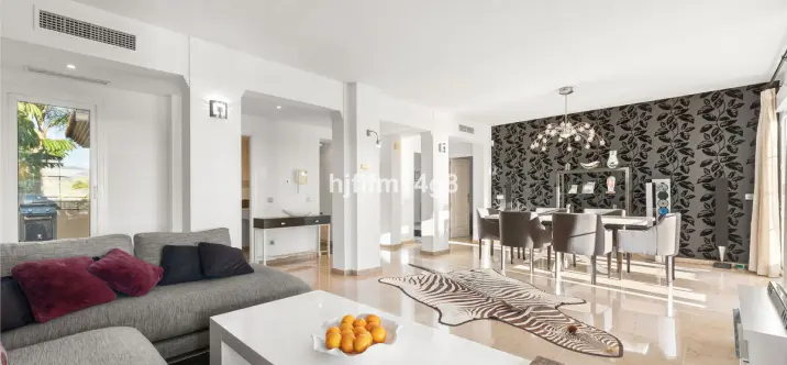 Venta de ático en Nueva Andalucía 3