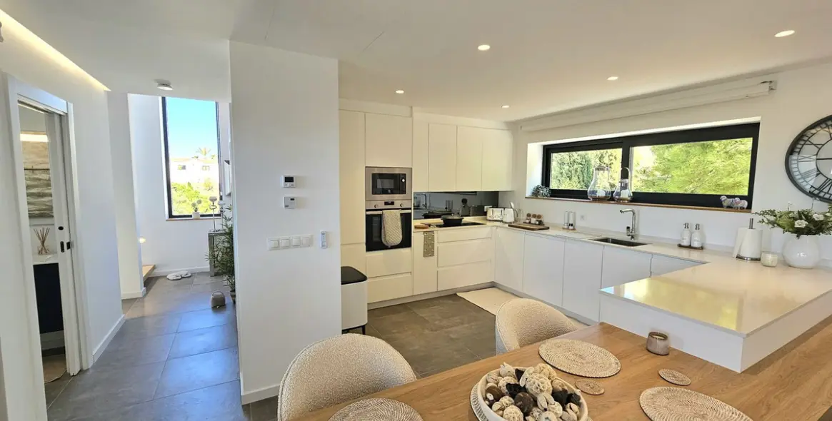 Sale of detached villa in Mijas 10