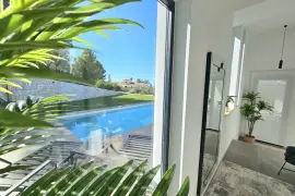 Image 29 thumb