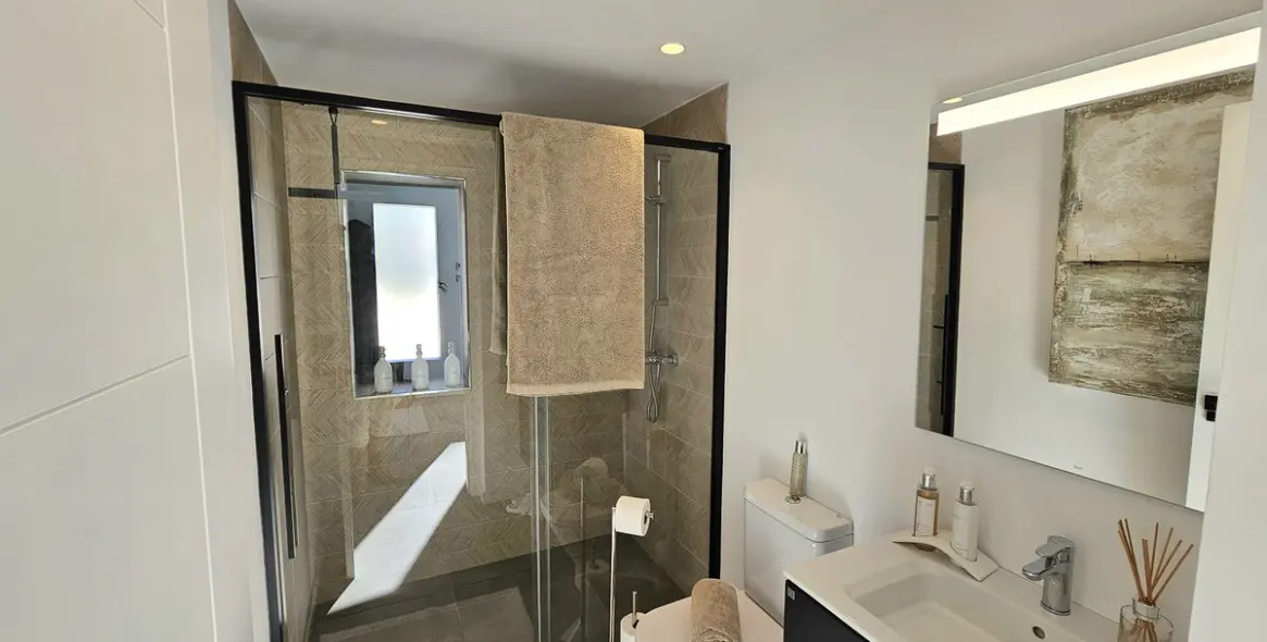 Sale of detached villa in Mijas 45