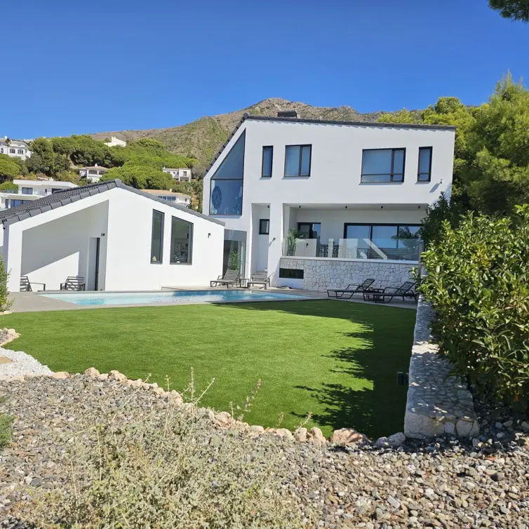 Sale of detached villa in Mijas