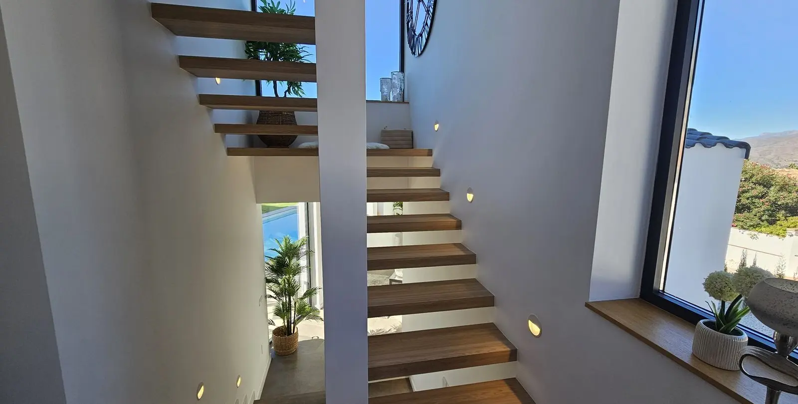 Sale of detached villa in Mijas 9