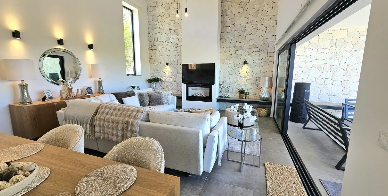 Sale of detached villa in Mijas 11