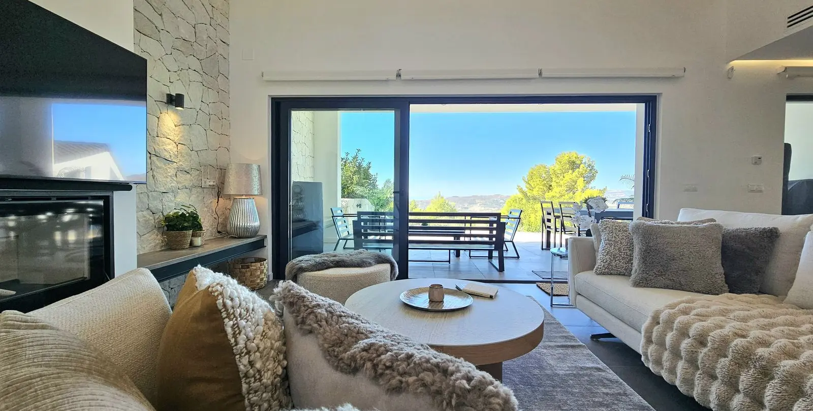 Sale of detached villa in Mijas 16