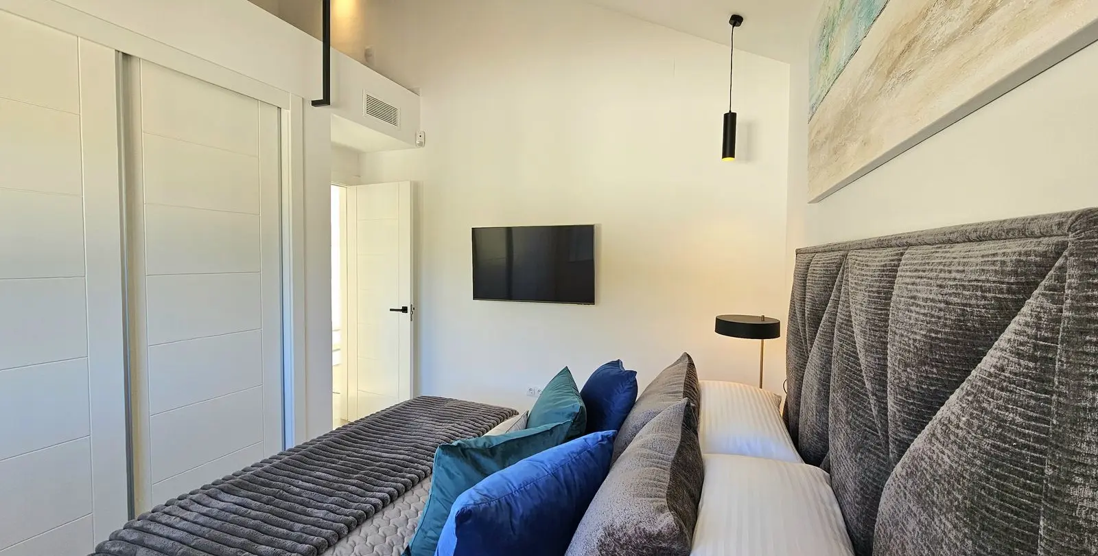 Sale of detached villa in Mijas 36