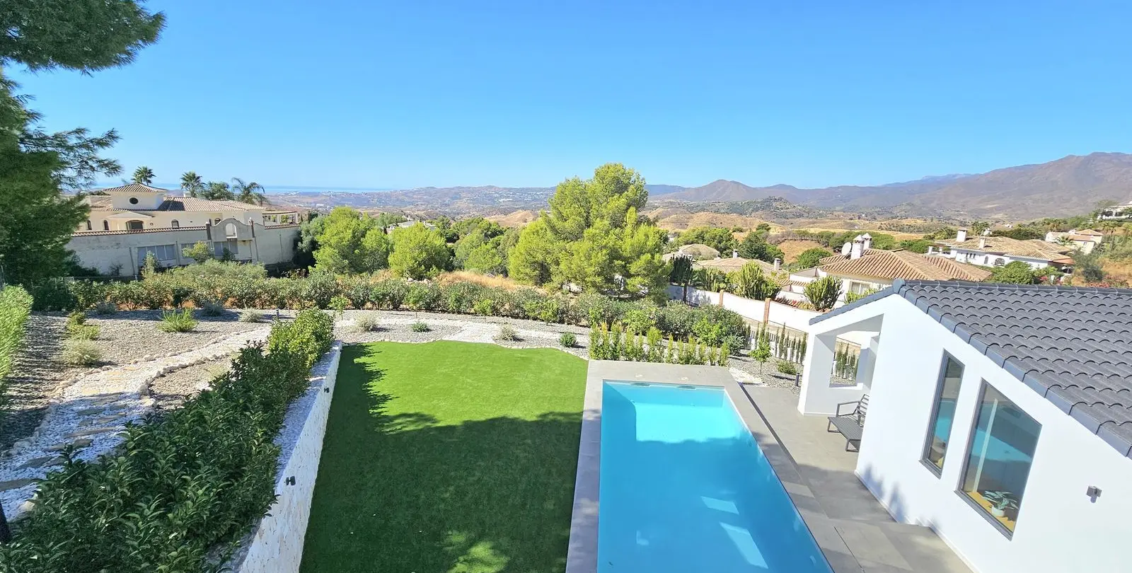 Sale of detached villa in Mijas 61