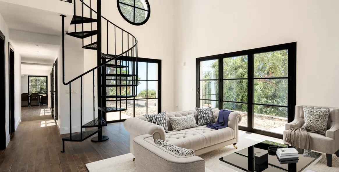 Sale of detached villa in Casares 6