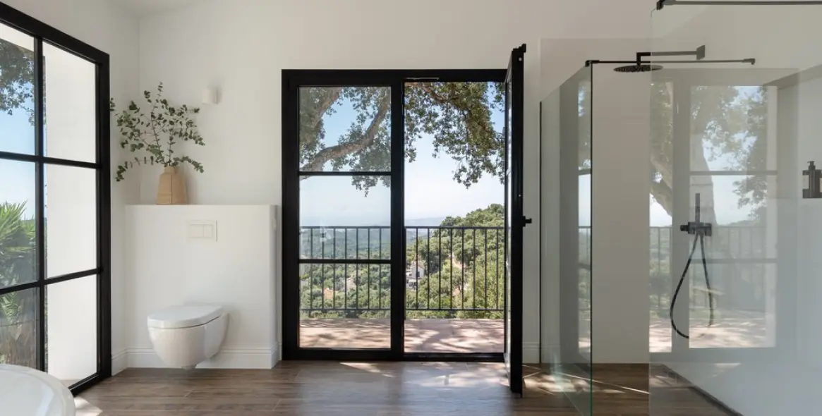 Sale of detached villa in Casares 16