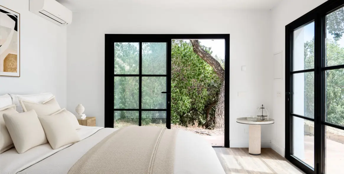 Sale of detached villa in Casares 22