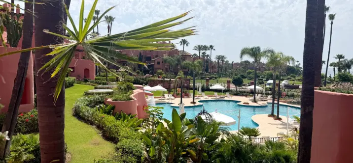 Venta de dúplex en New Golden Mile 1