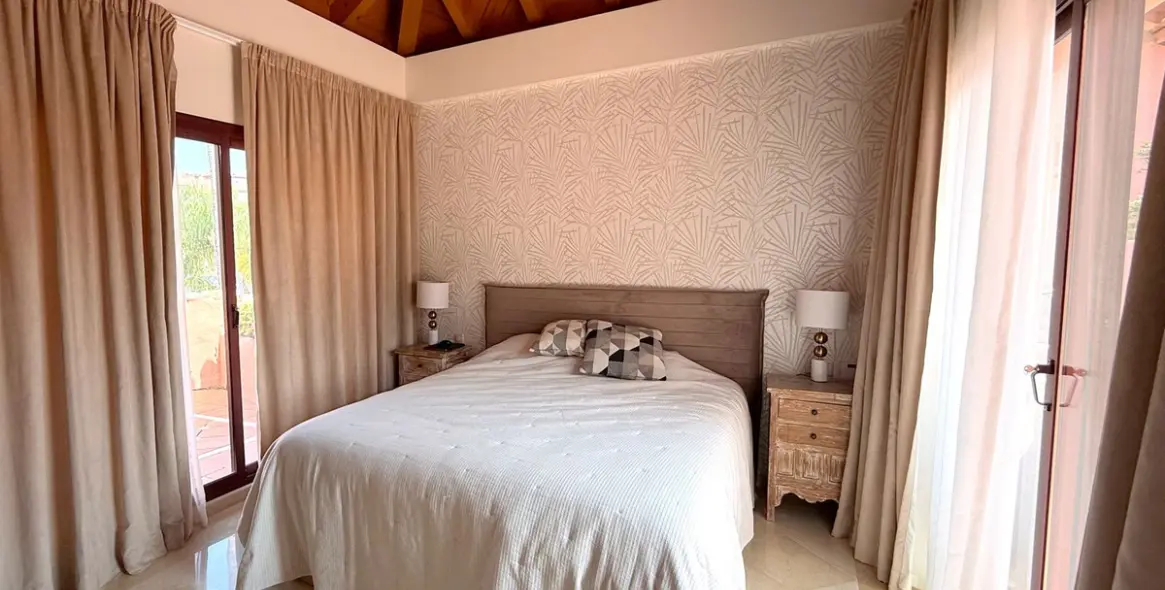 Sale of duplex in New Golden Mile 10