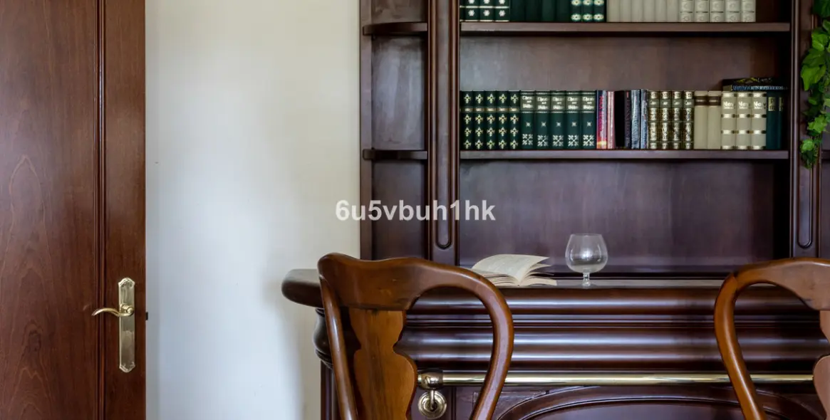 Sale of detached villa in Arroyo de la Miel 50