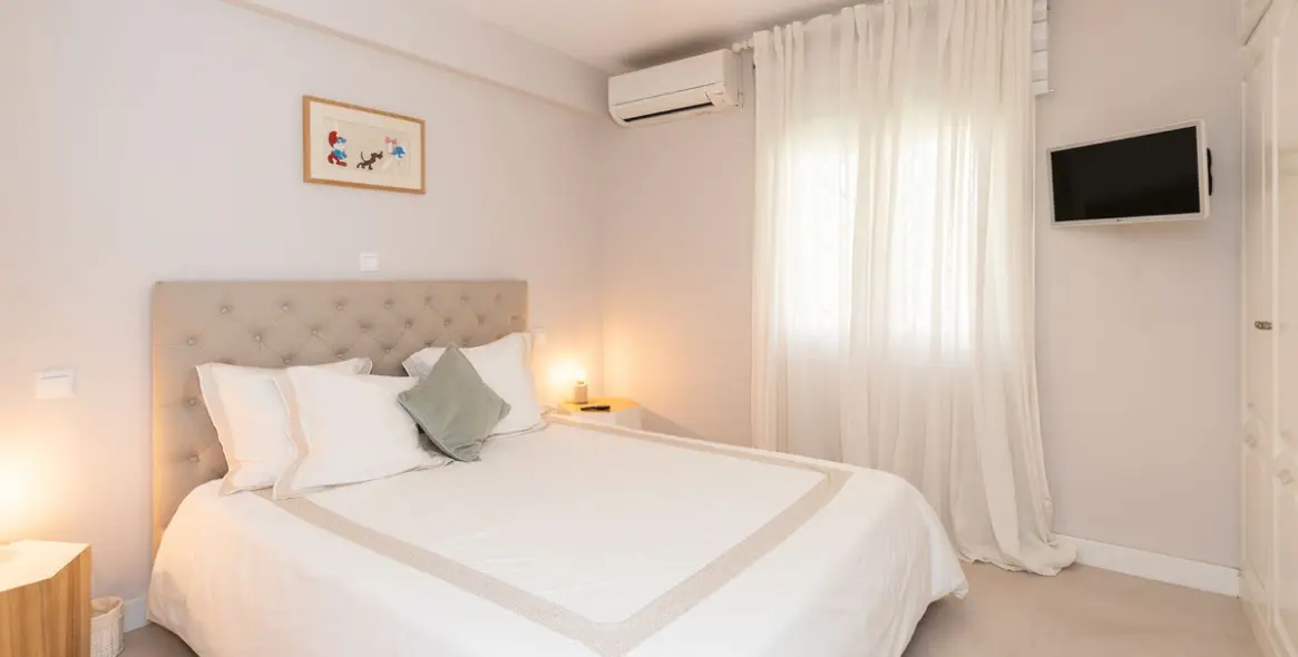 Sale of detached villa in San Pedro de Alcántara 21