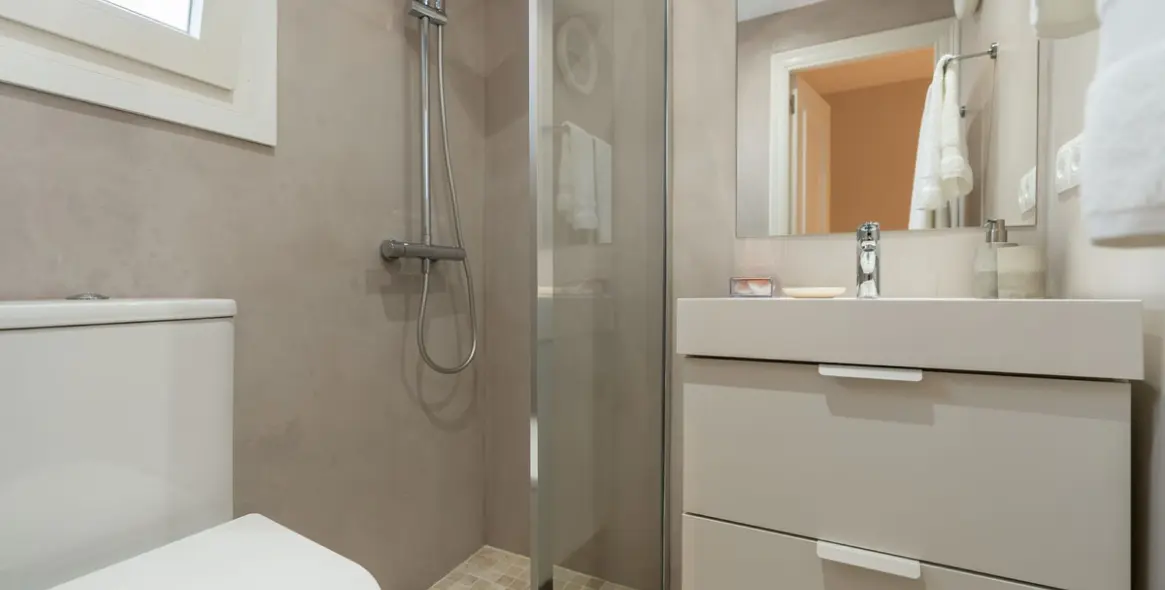 Sale of detached villa in San Pedro de Alcántara 23