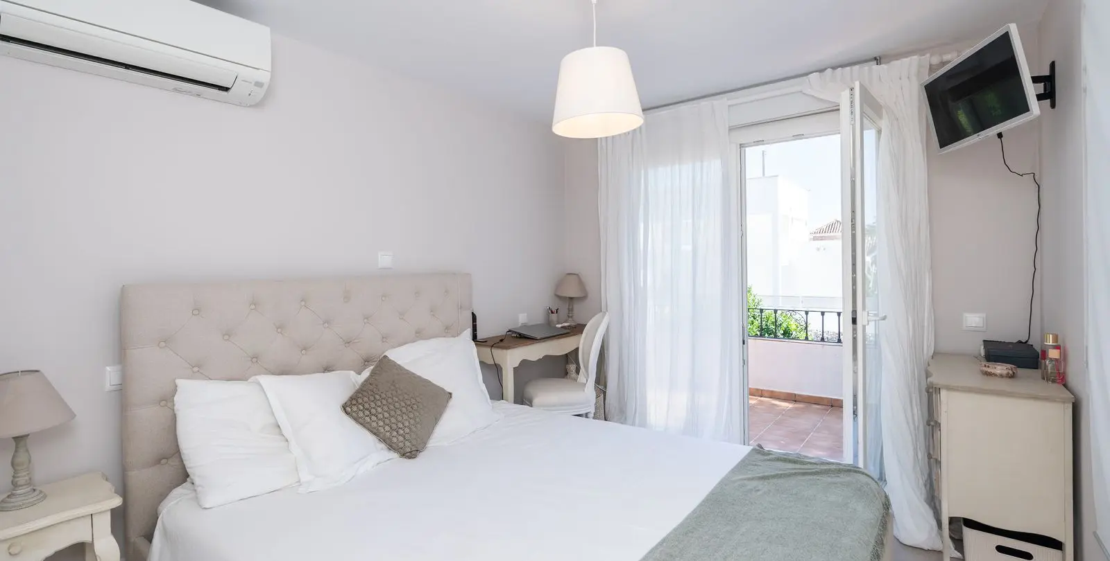Venta de villa independiente en San Pedro de Alcántara 22