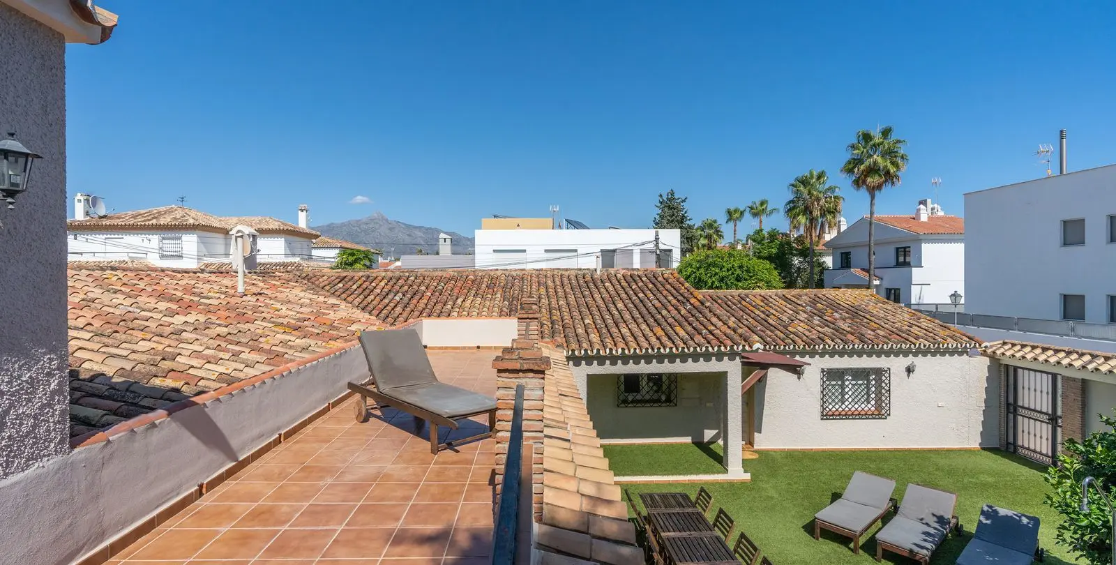 Venta de villa independiente en San Pedro de Alcántara 32