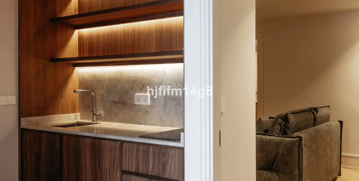 Sale of townhouse in The Golden Mile 11