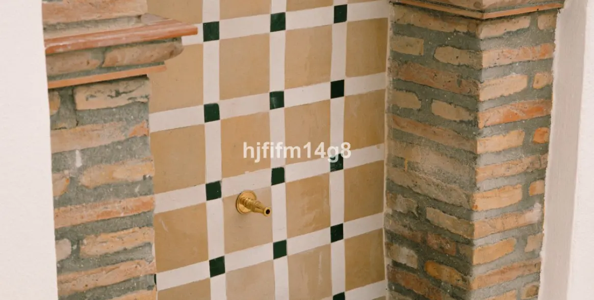 Sale of townhouse in The Golden Mile 25