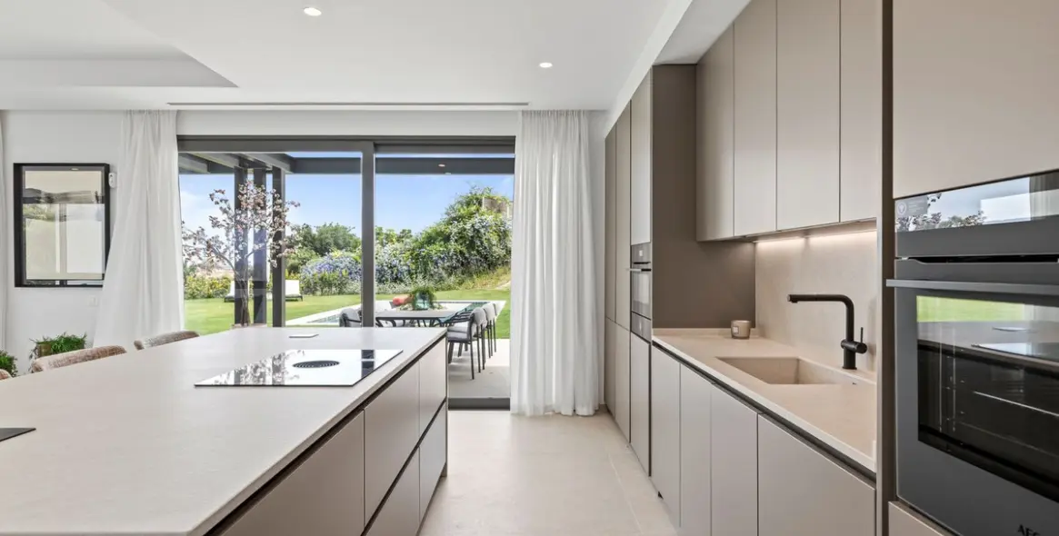 Sale of detached villa in Benahavís 9