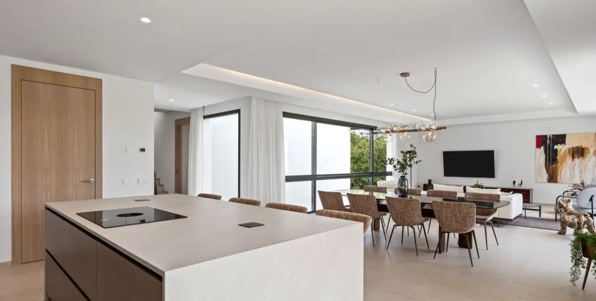 Sale of detached villa in Benahavís 11