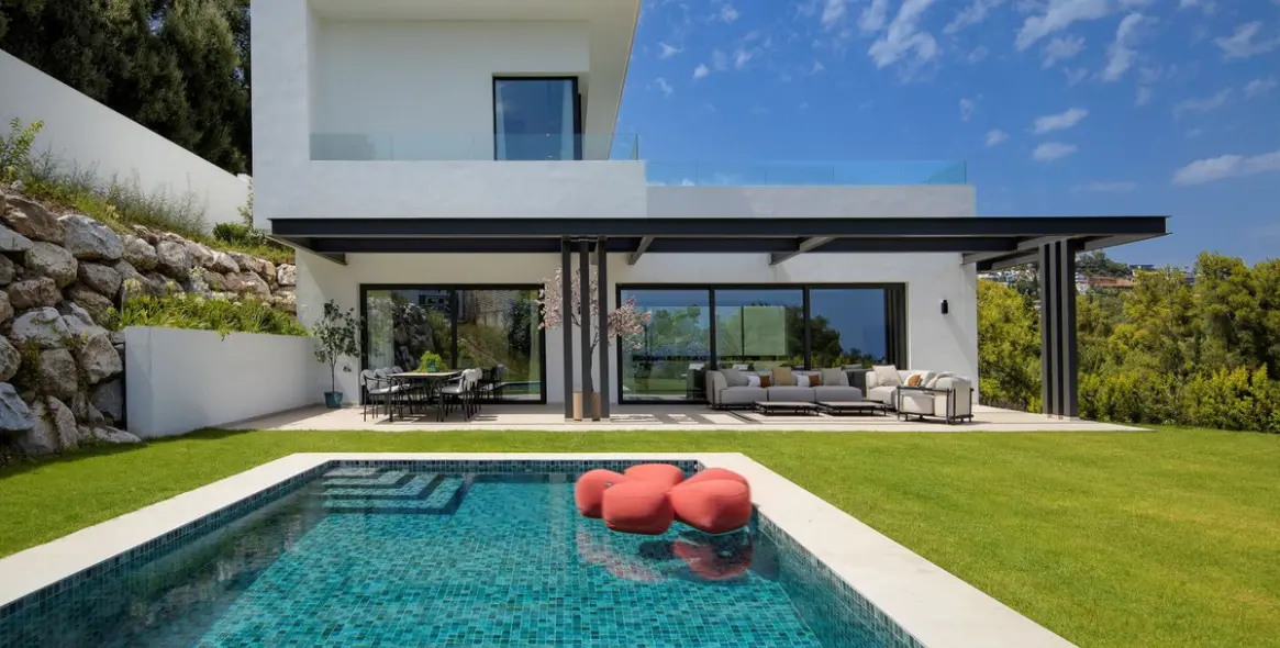 Sale of detached villa in Benahavís 15