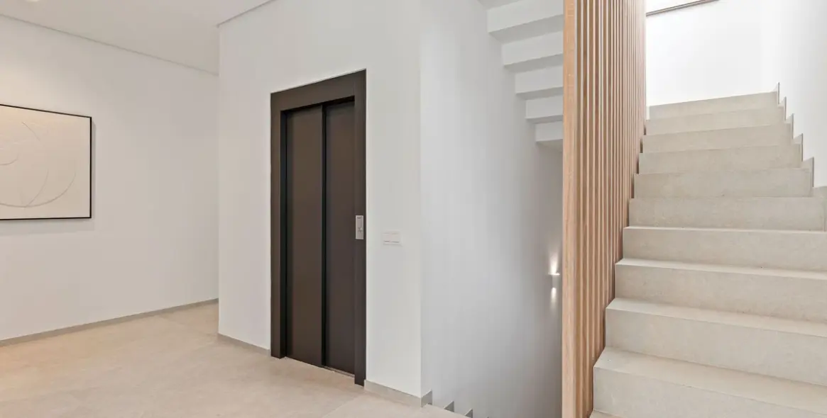 Sale of detached villa in Benahavís 33