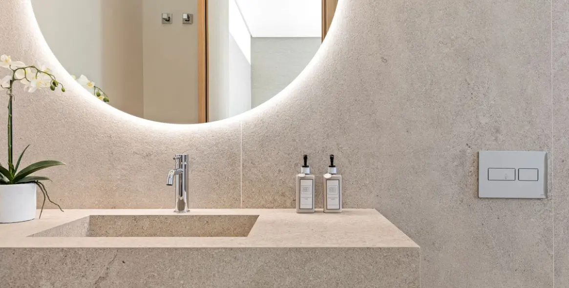 Sale of detached villa in Benahavís 42