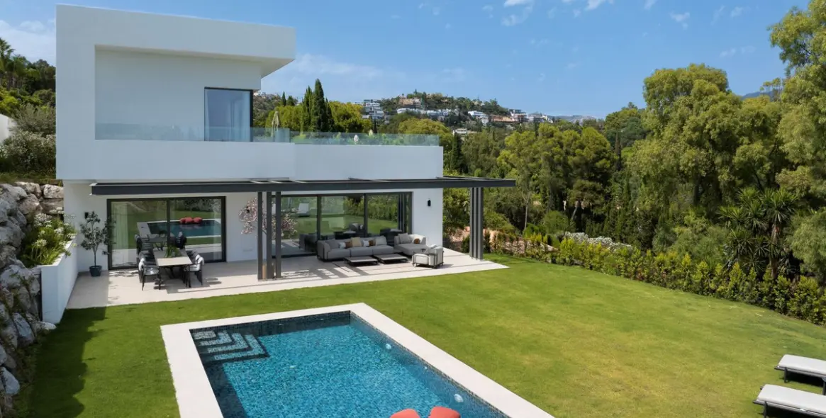 Sale of detached villa in Benahavís 47